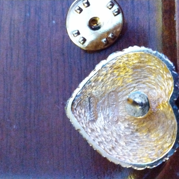 Vintage Christian Dior heart pin brooch signed Chr Dior made in Germany - Picture 9 of 12